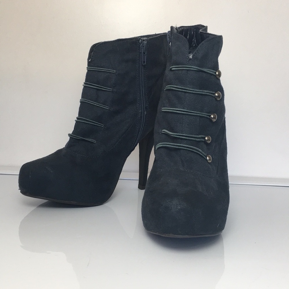 Stiletto Heel Boots - Picture 1 of 3